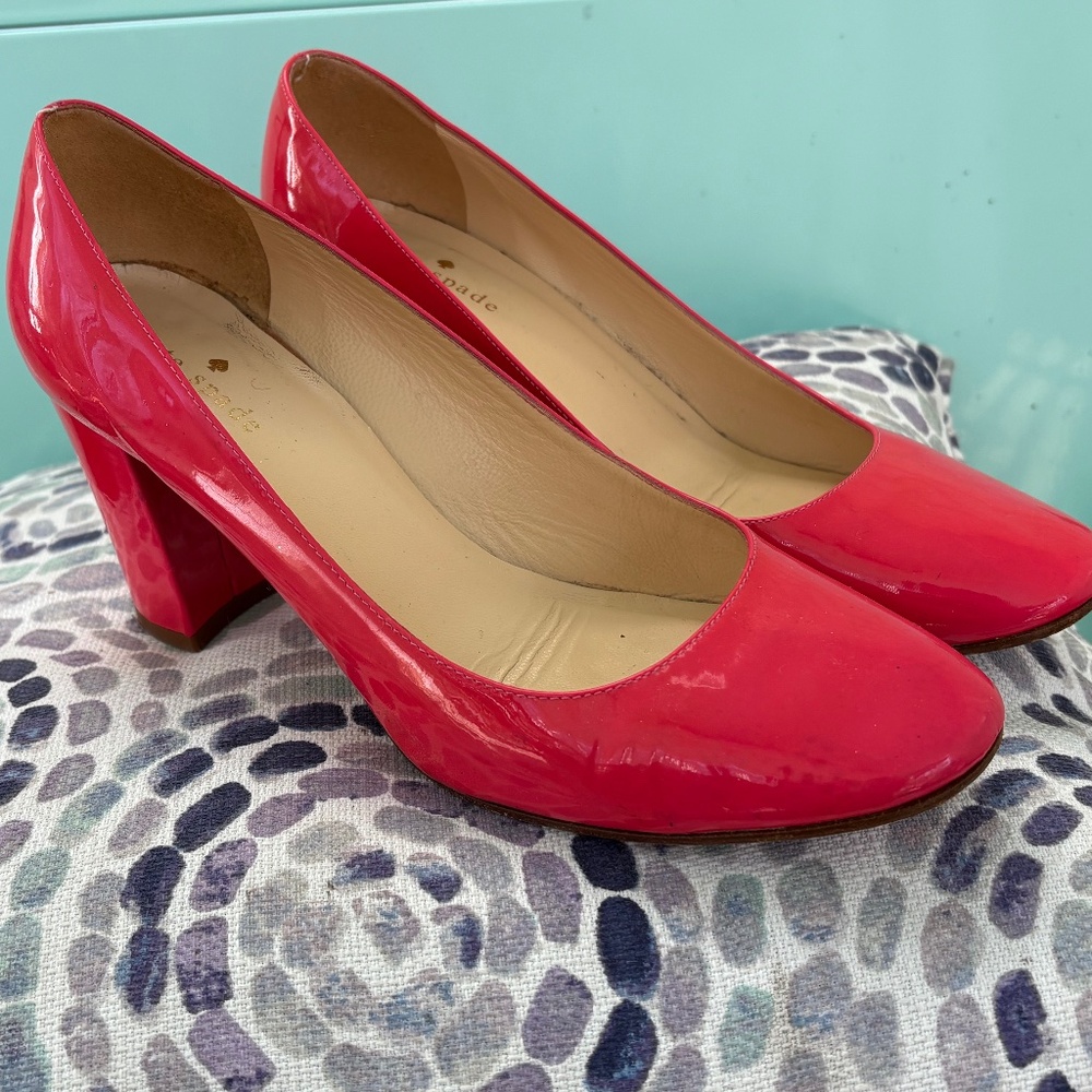 Kate Spade Patent Leather Round toe Block Heel Pumps in Hot Pink